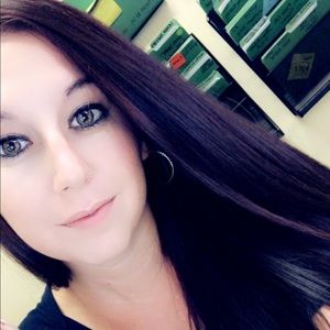 Meet your Posher, Tessa